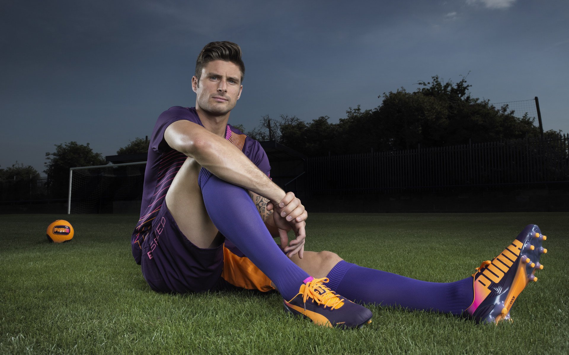 “法甲冠军悬念不断，豪门大战一触即发”，法甲土豪